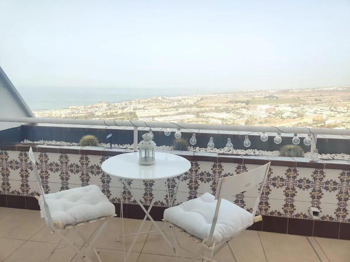 Fantastic Seaview Apartment 아데제 0*,  스페인